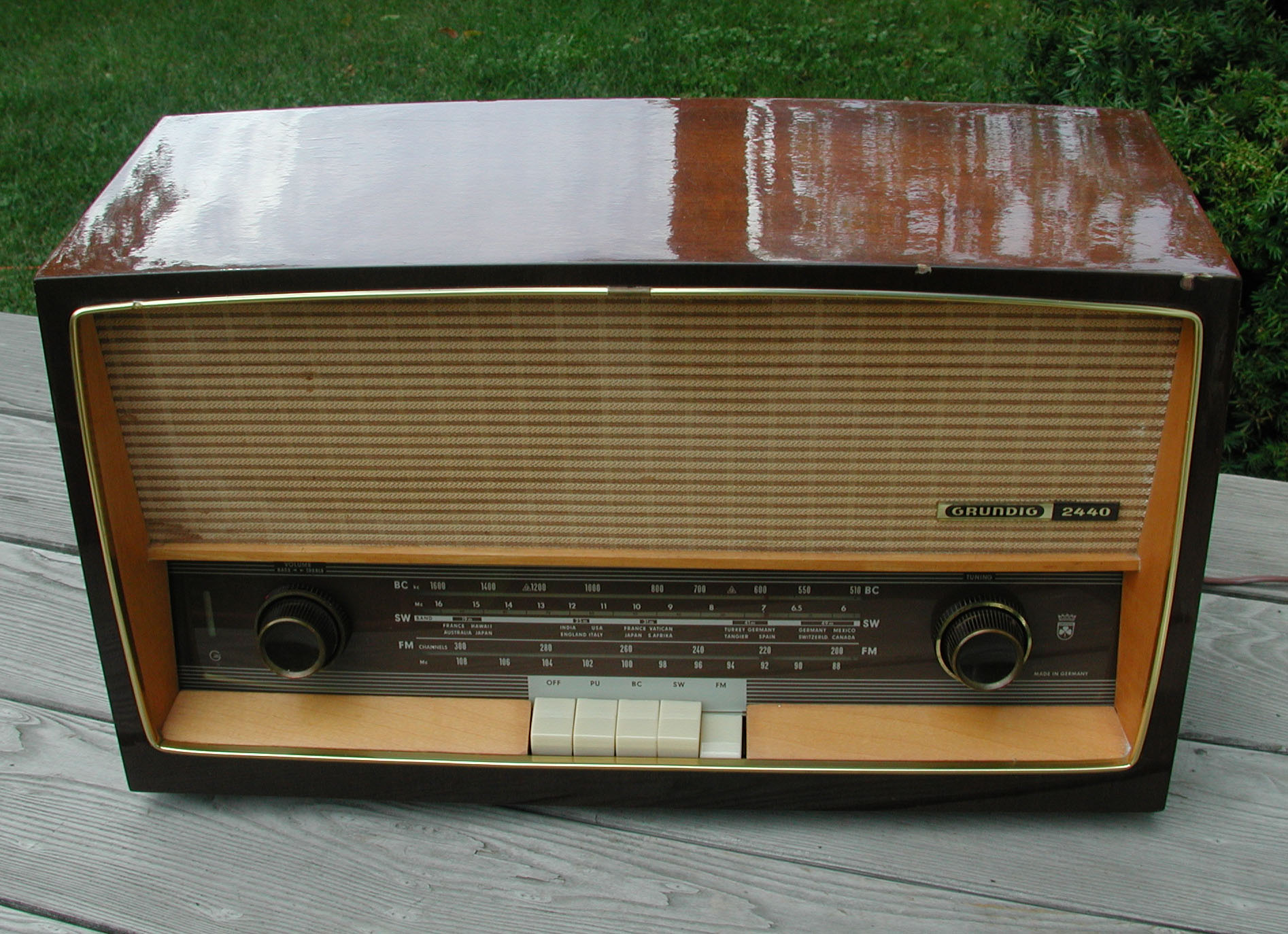 Grundig Vintage Radio 42