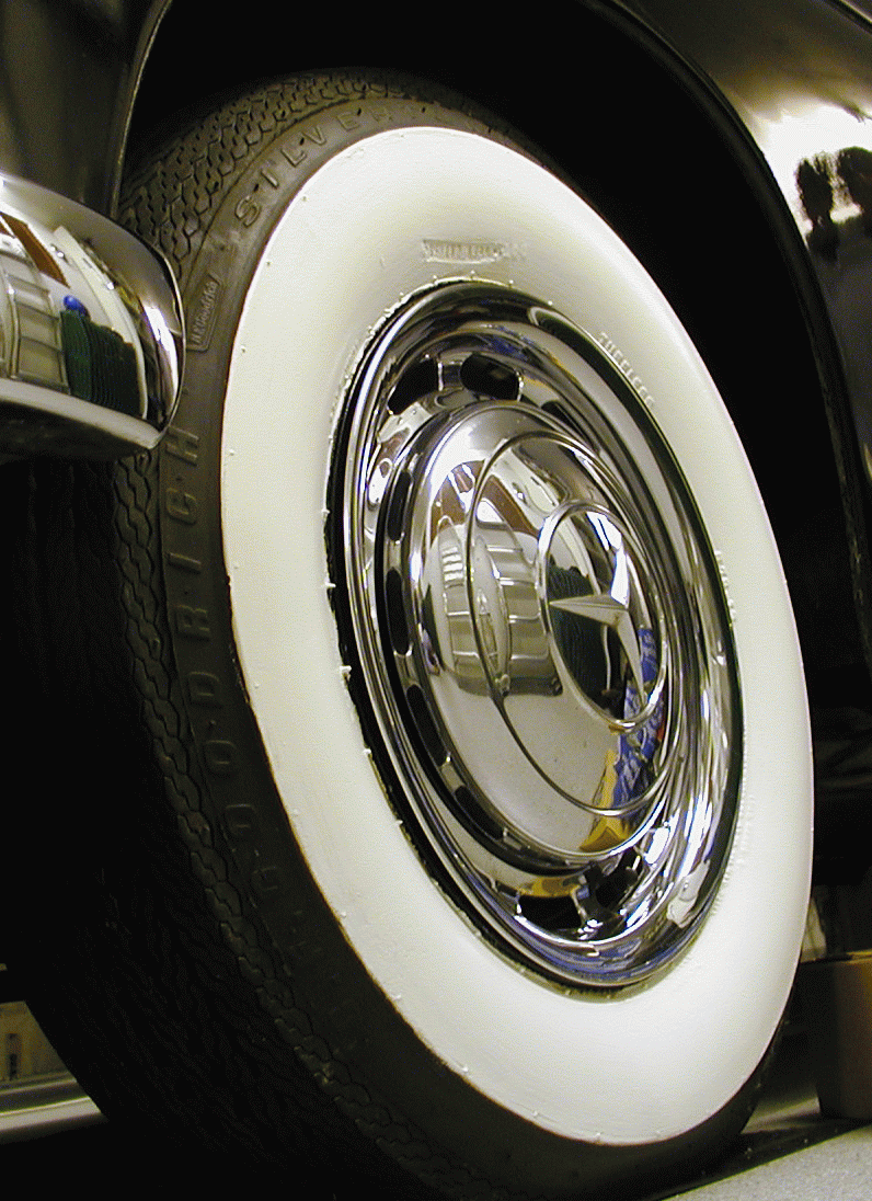 cadillac vogue tires